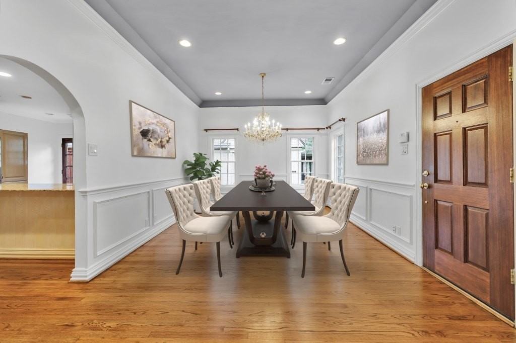 5604 Martel Ave - Photo 2 of 13