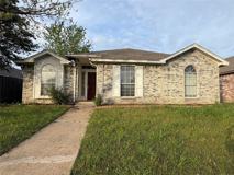 2820 Bent Brook Dr - Photo 1 of 1
