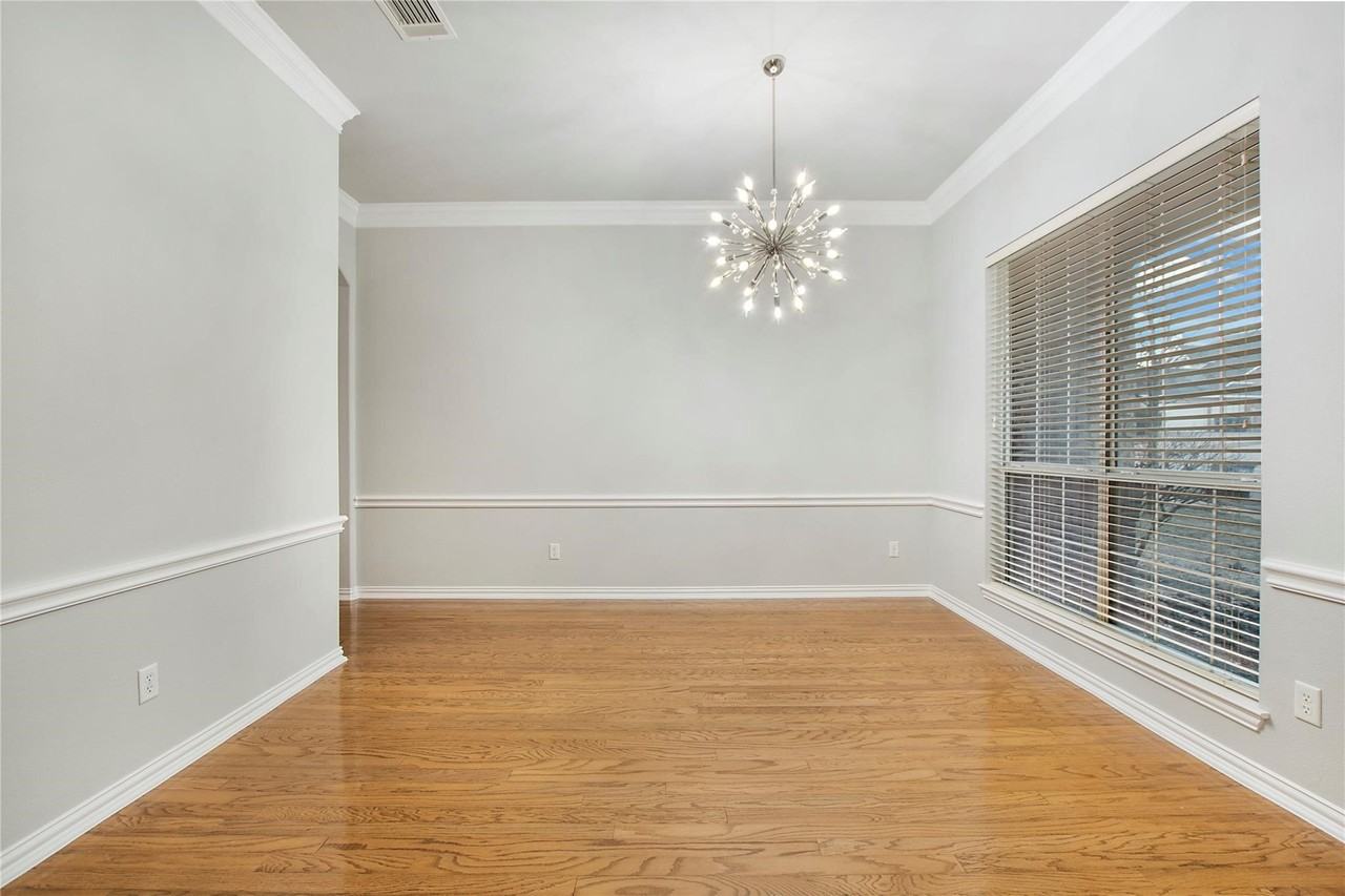 12416 Water Oak Dr - Photo 4 of 36