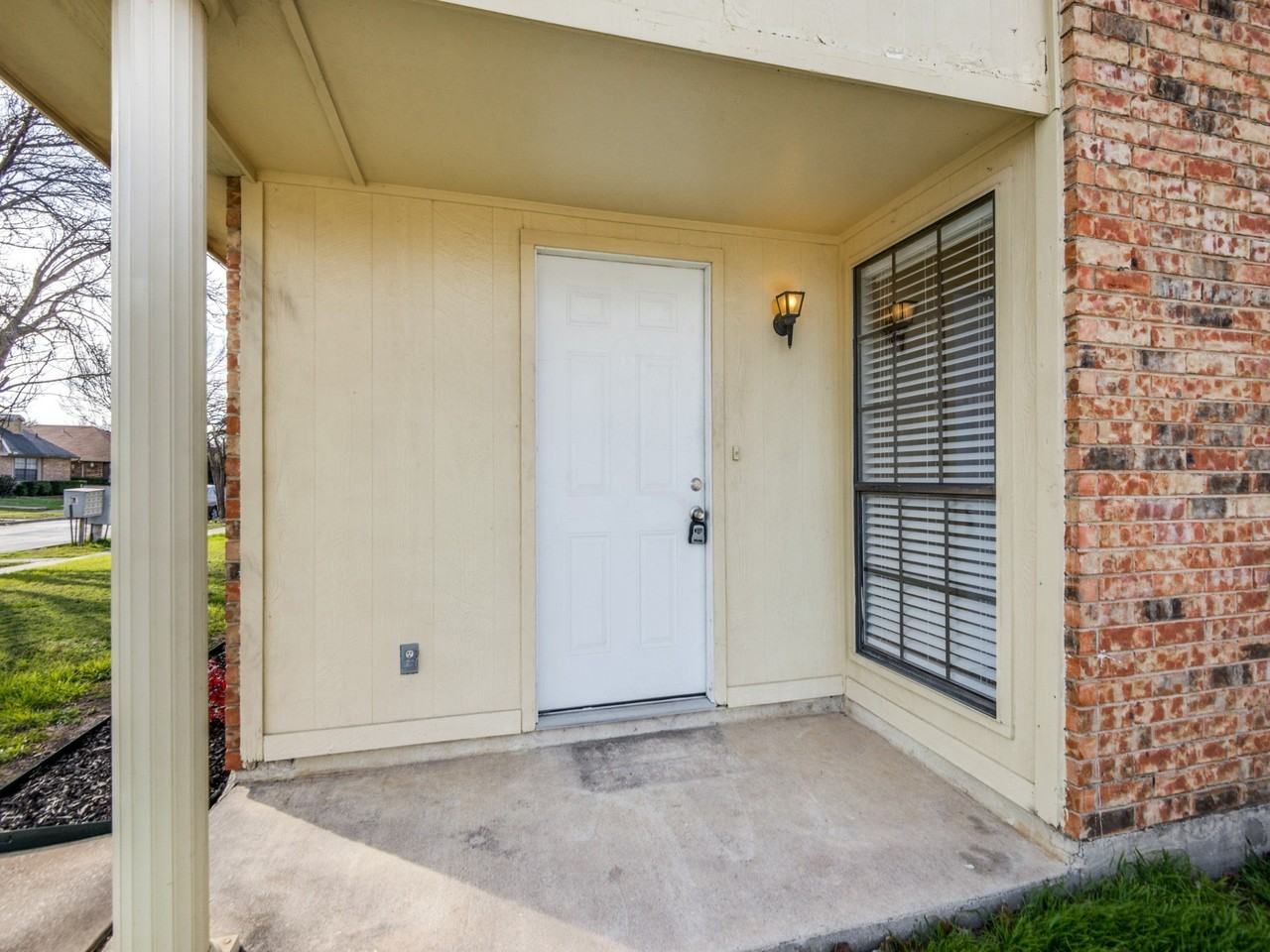 4646 Carr St - Photo 4 of 25