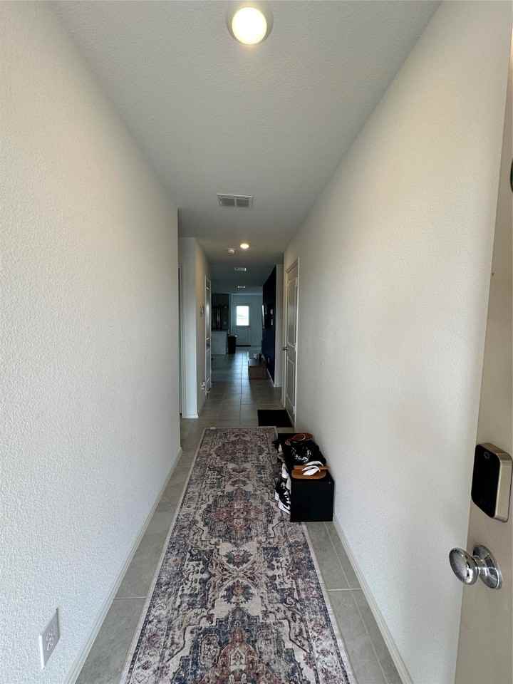 1638 Rosy Finch Dr - Photo 4 of 30