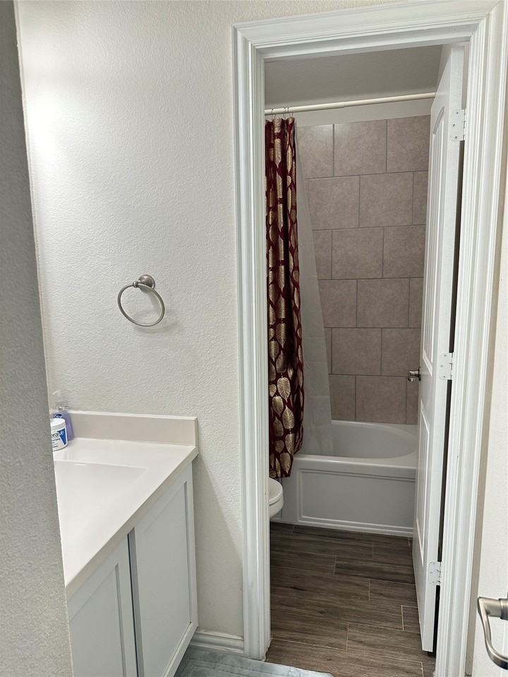 1313 Forest Haven Dr - Photo 6 of 31