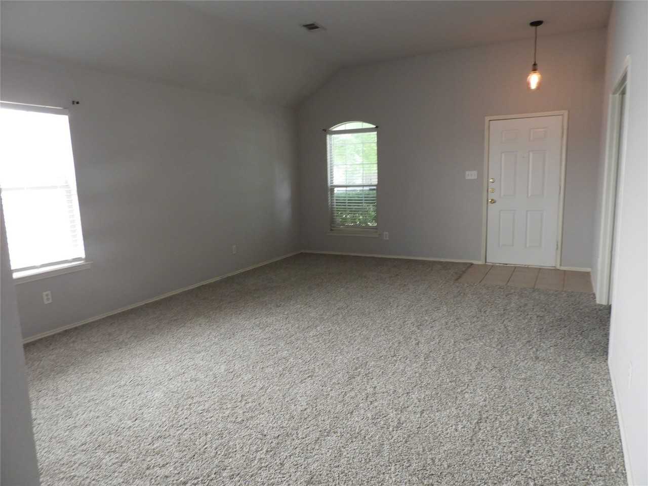 9132 Harrisburg Ln - Photo 2 of 13