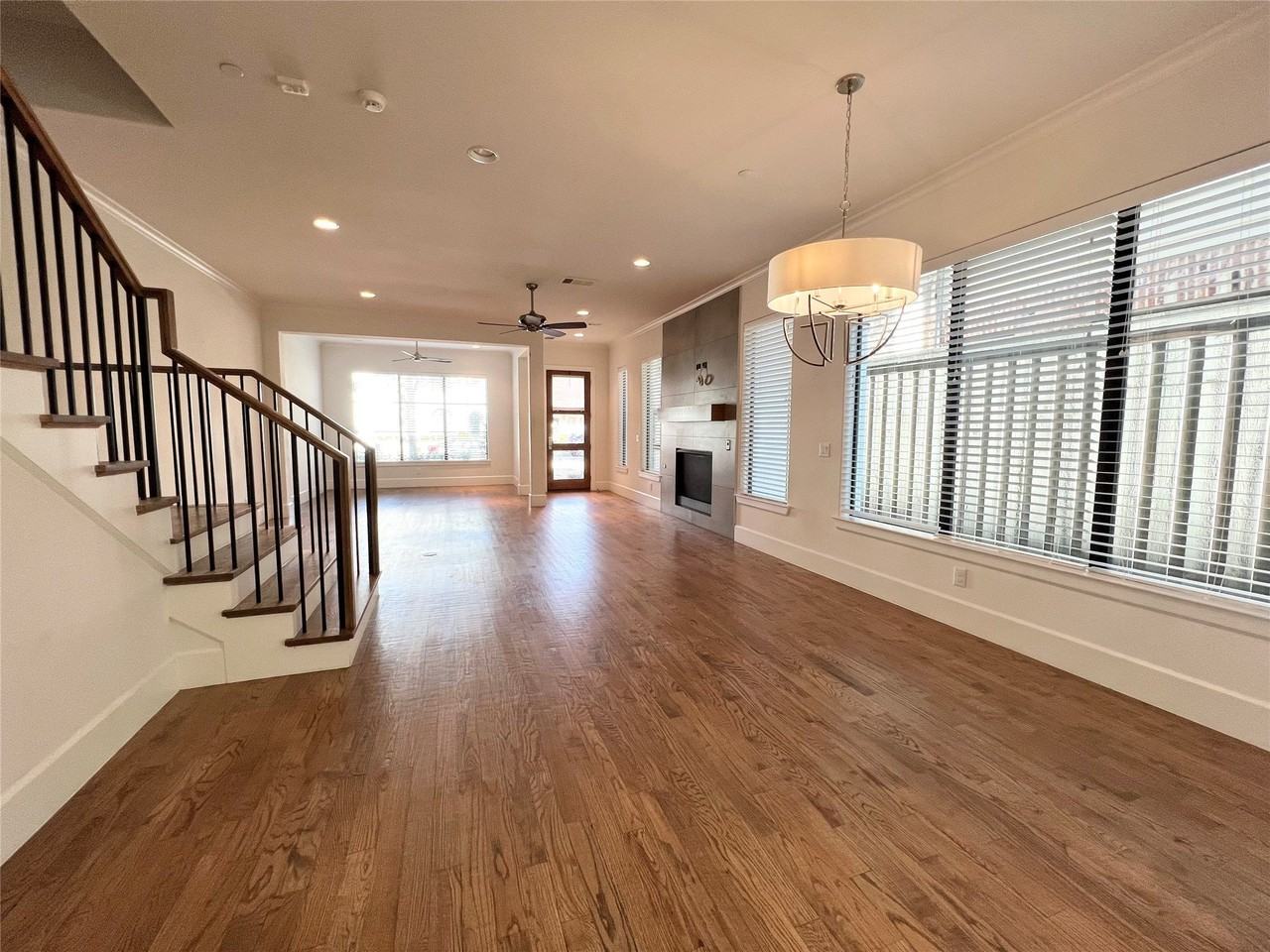 4325 Glenwick Ln - Photo 5 of 22