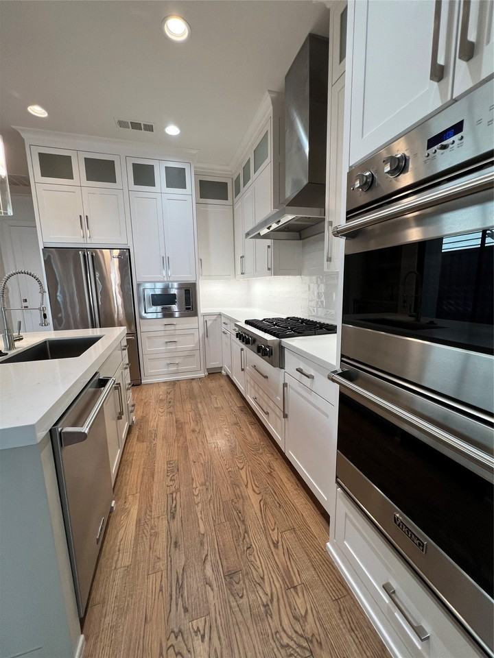 4325 Glenwick Ln - Photo 6 of 22