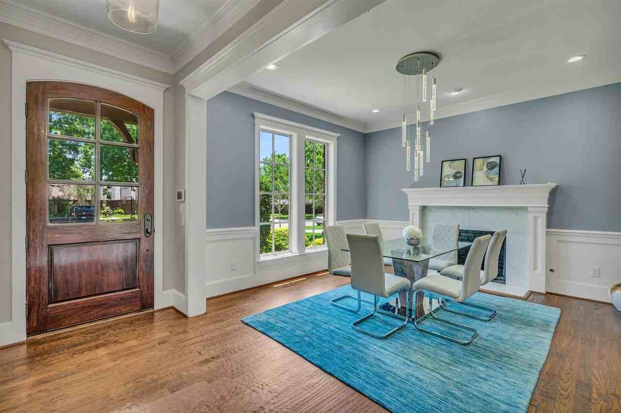 6811 Deloache Ave - Photo 3 of 40