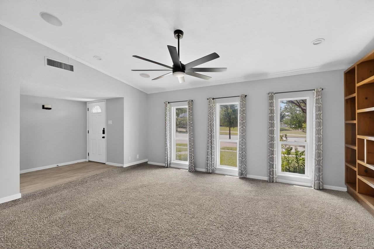 5160 N Colony Blvd - Photo 6 of 40