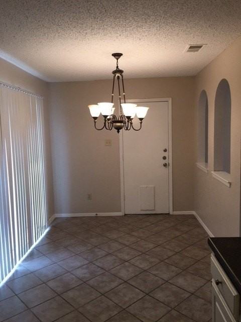 1413 Eagle Pass Dr - Photo 3 of 13