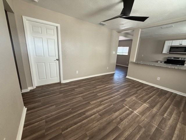 234 Clyde St - Photo 3 of 15