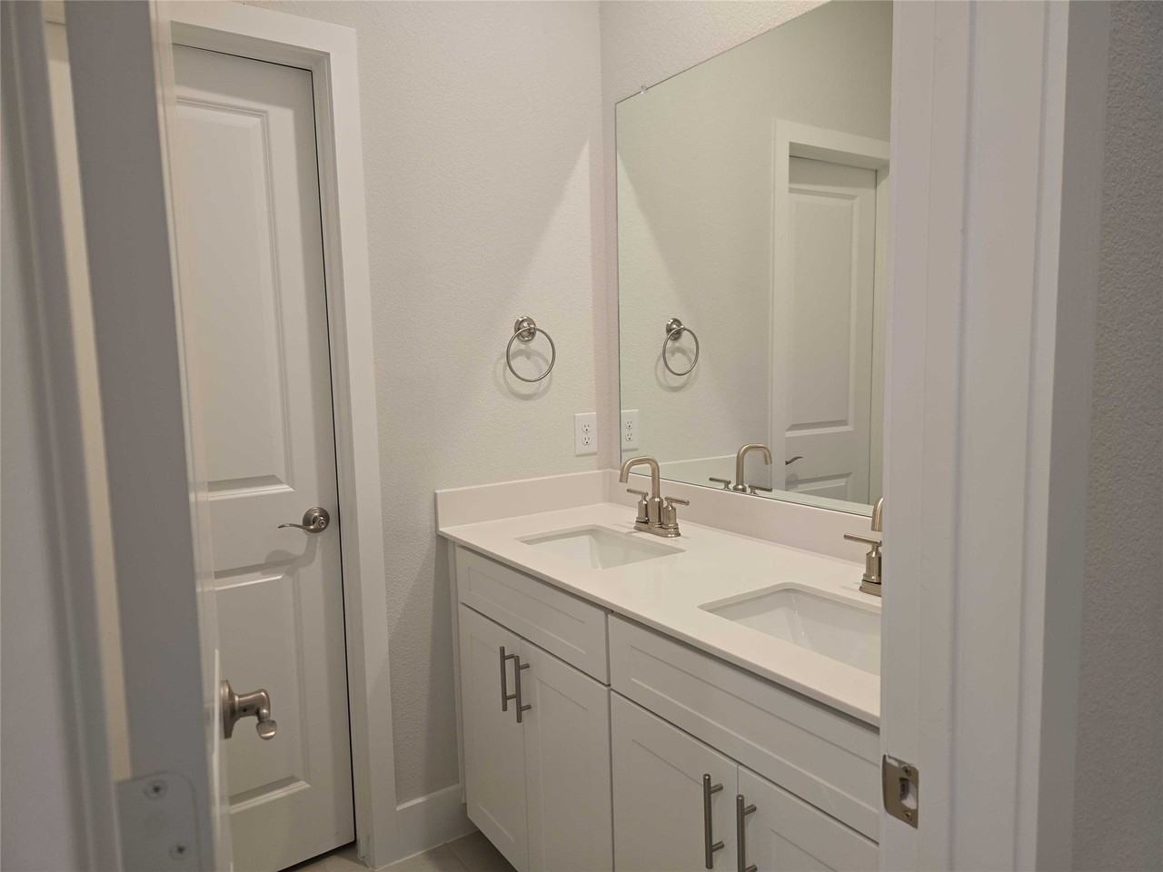 11539 Pinto St - Photo 7 of 34
