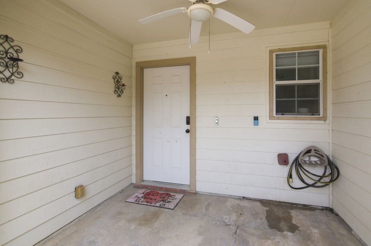 3820 Vista Mar Dr - Photo 5 of 40