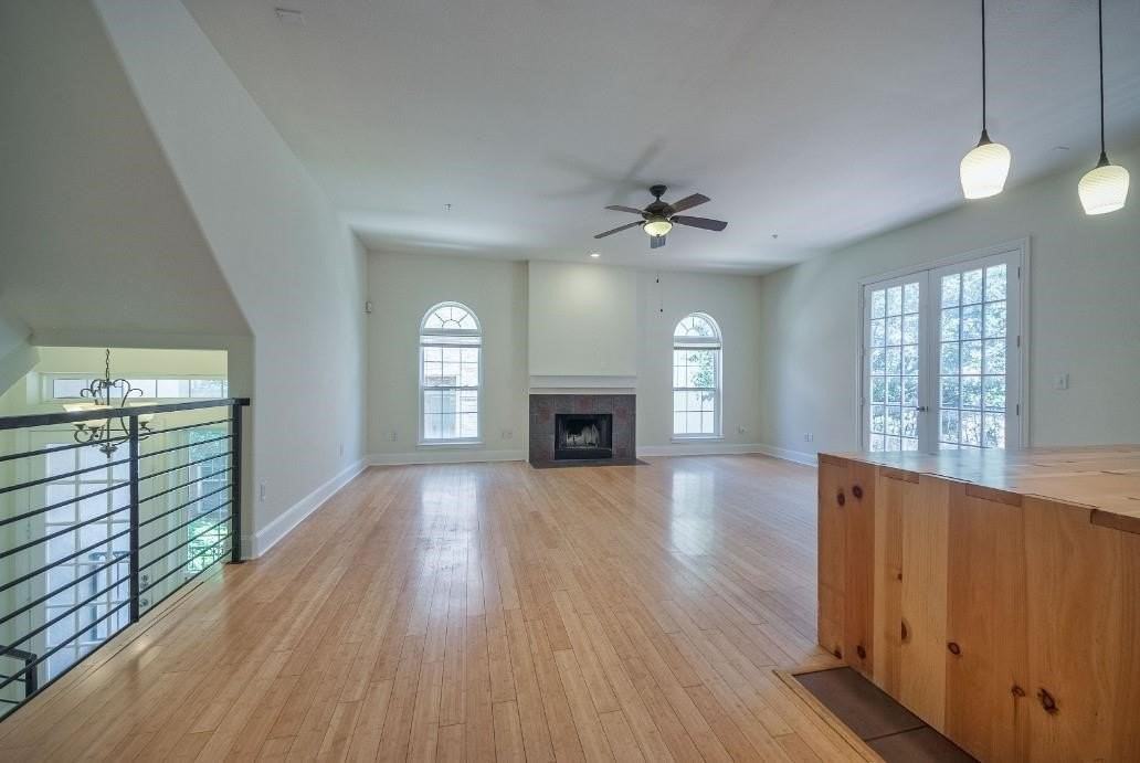 5713 Lewis St - Photo 6 of 38