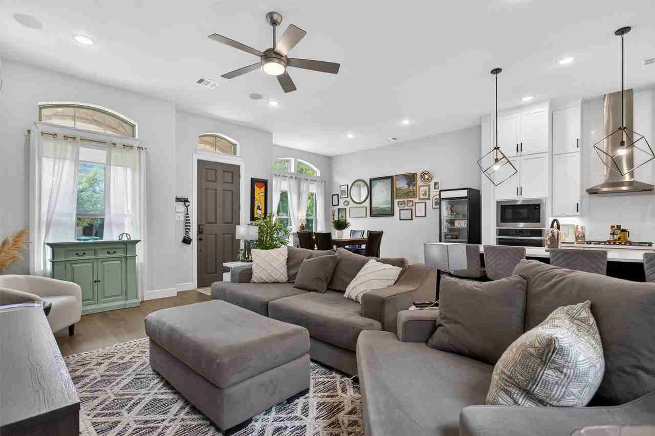 5137 Artemesia Ln - Photo 7 of 24