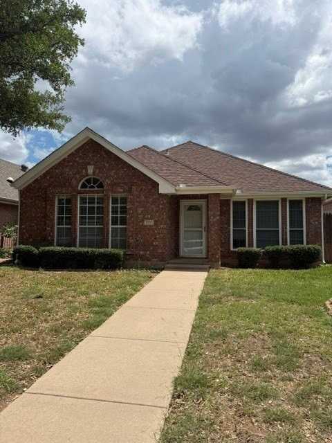 1097 Lytle Creek Dr - Photo 2 of 23