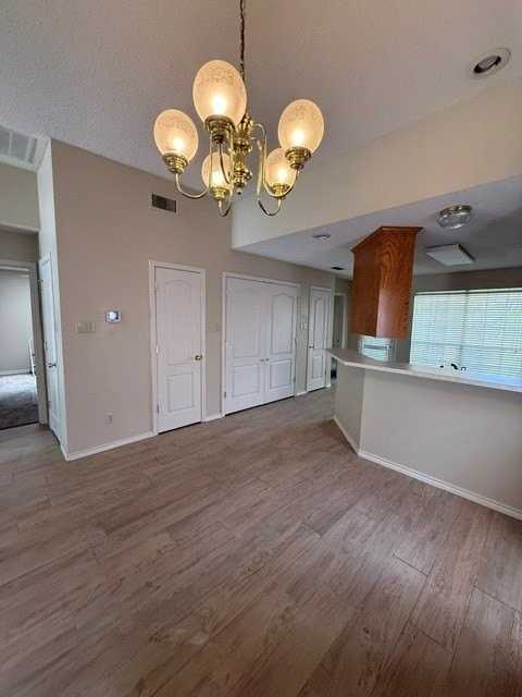 1097 Lytle Creek Dr - Photo 5 of 23