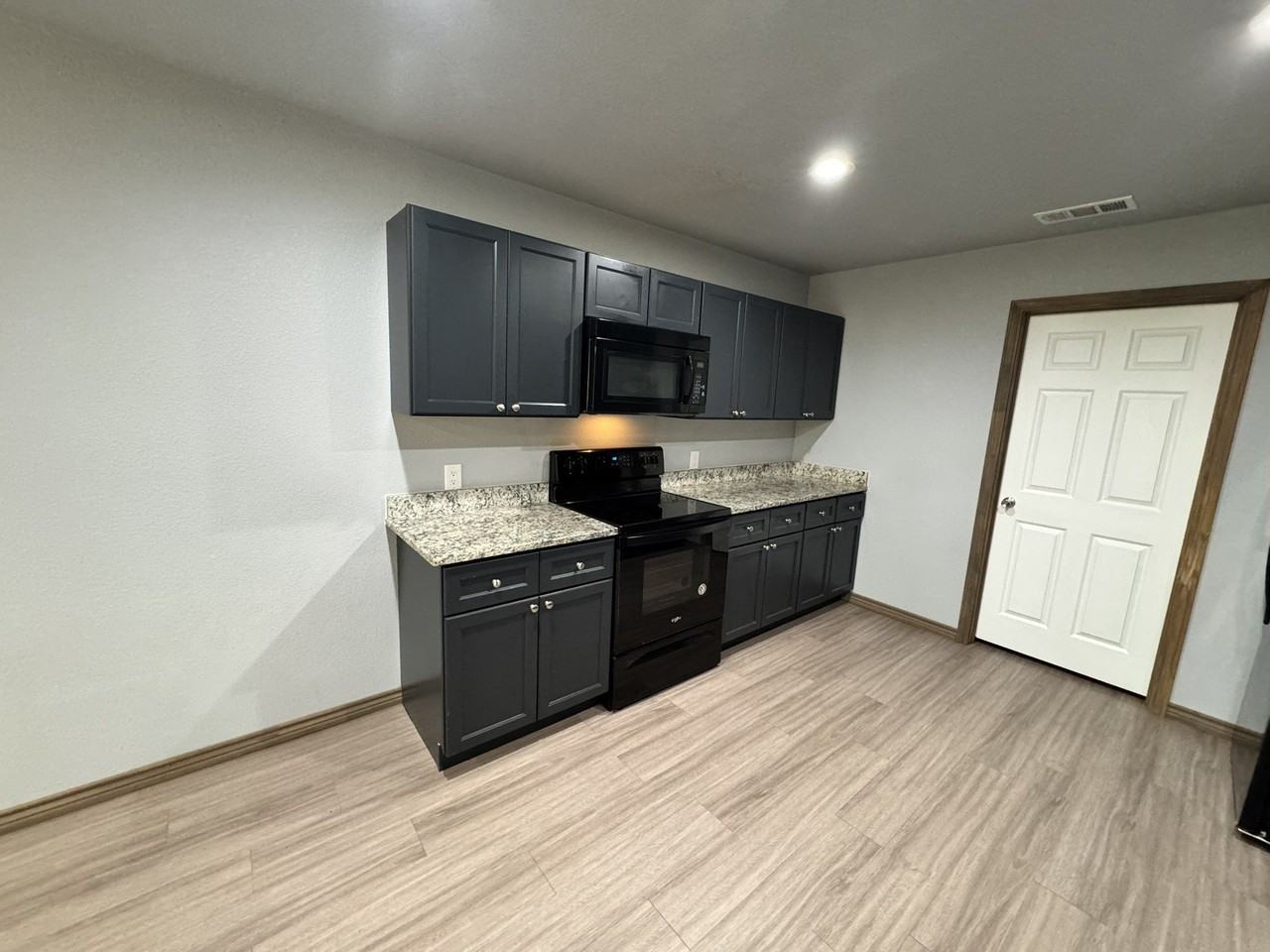 462 Derrs Chapel Rd - Photo 6 of 19