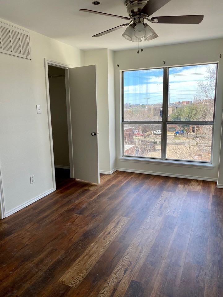 4221 Cole Ave #305 - Photo 4 of 20