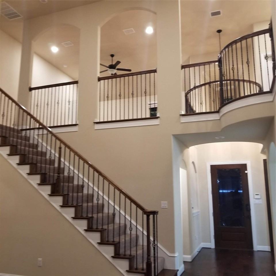 6905 Benjamin Way - Photo 4 of 23