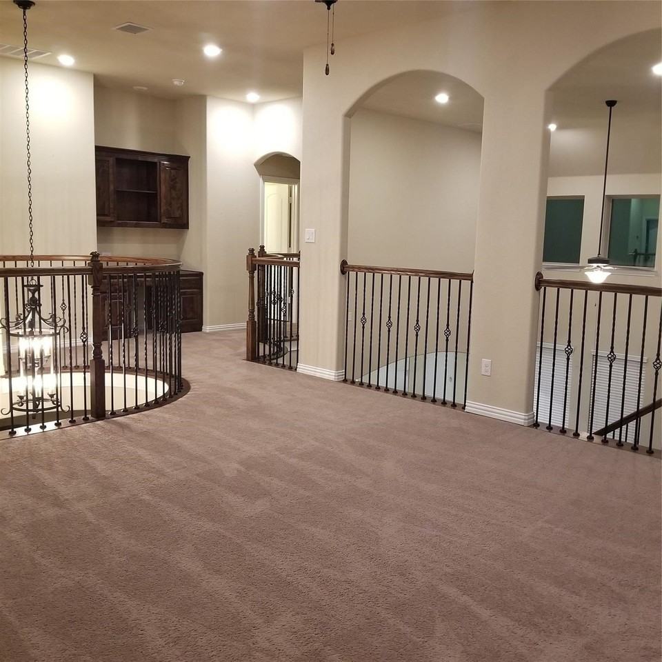 6905 Benjamin Way - Photo 6 of 23