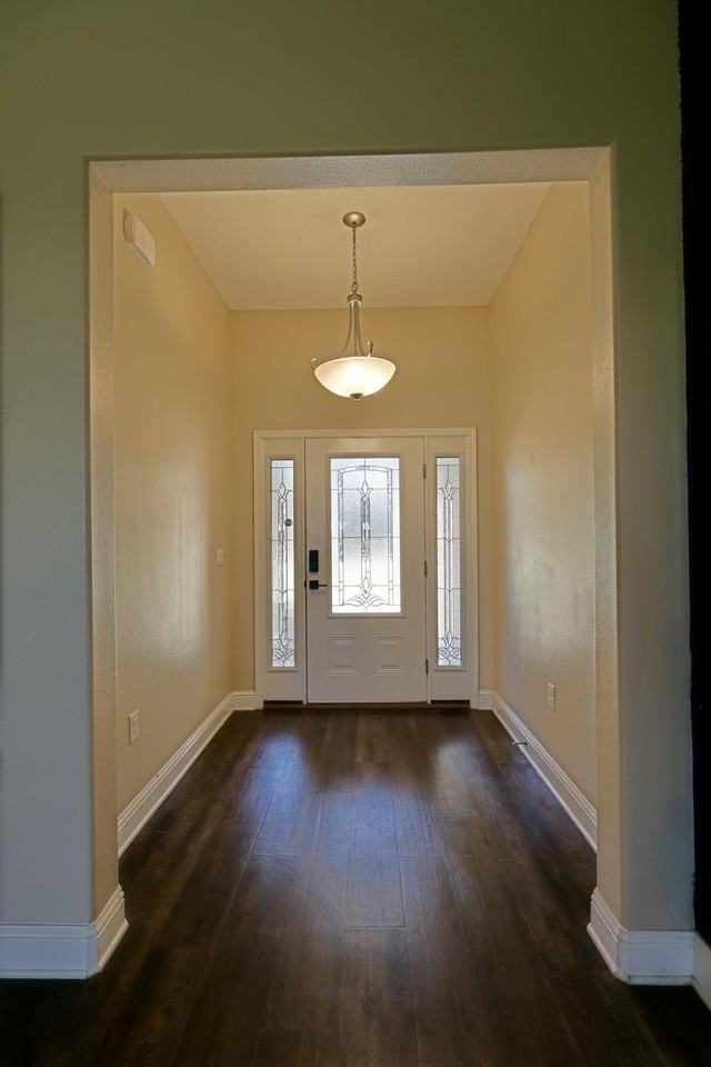 8143 Verano St - Photo 3 of 38