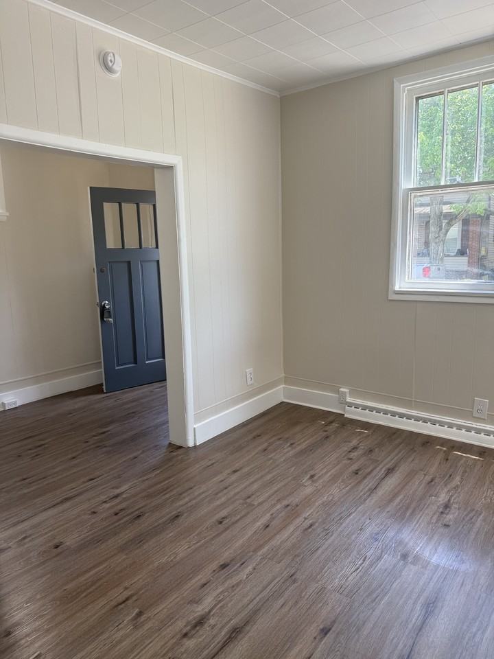 1503 3rd St #1 - Photo 7 of 19