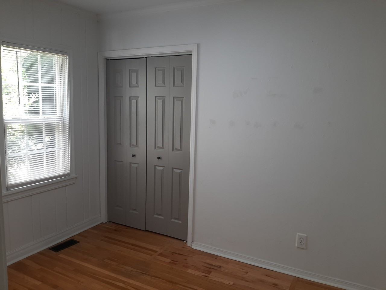 1814 W Sunset Ave #1 - Photo 6 of 10
