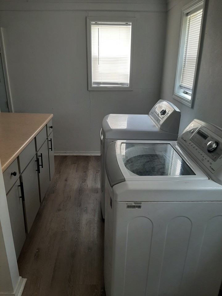 1814 W Sunset Ave #1 - Photo 7 of 10