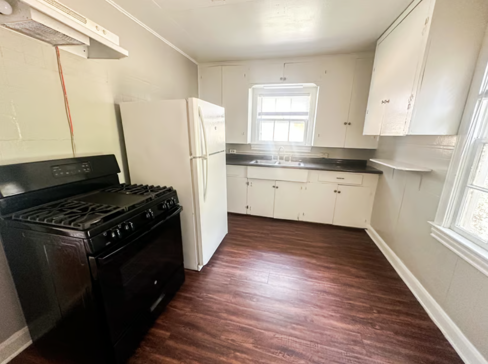 5070 Wilshire St #1 - Photo 5 of 16
