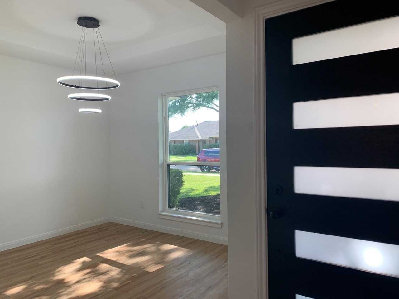 336 Lakewood Ct - Photo 2 of 30