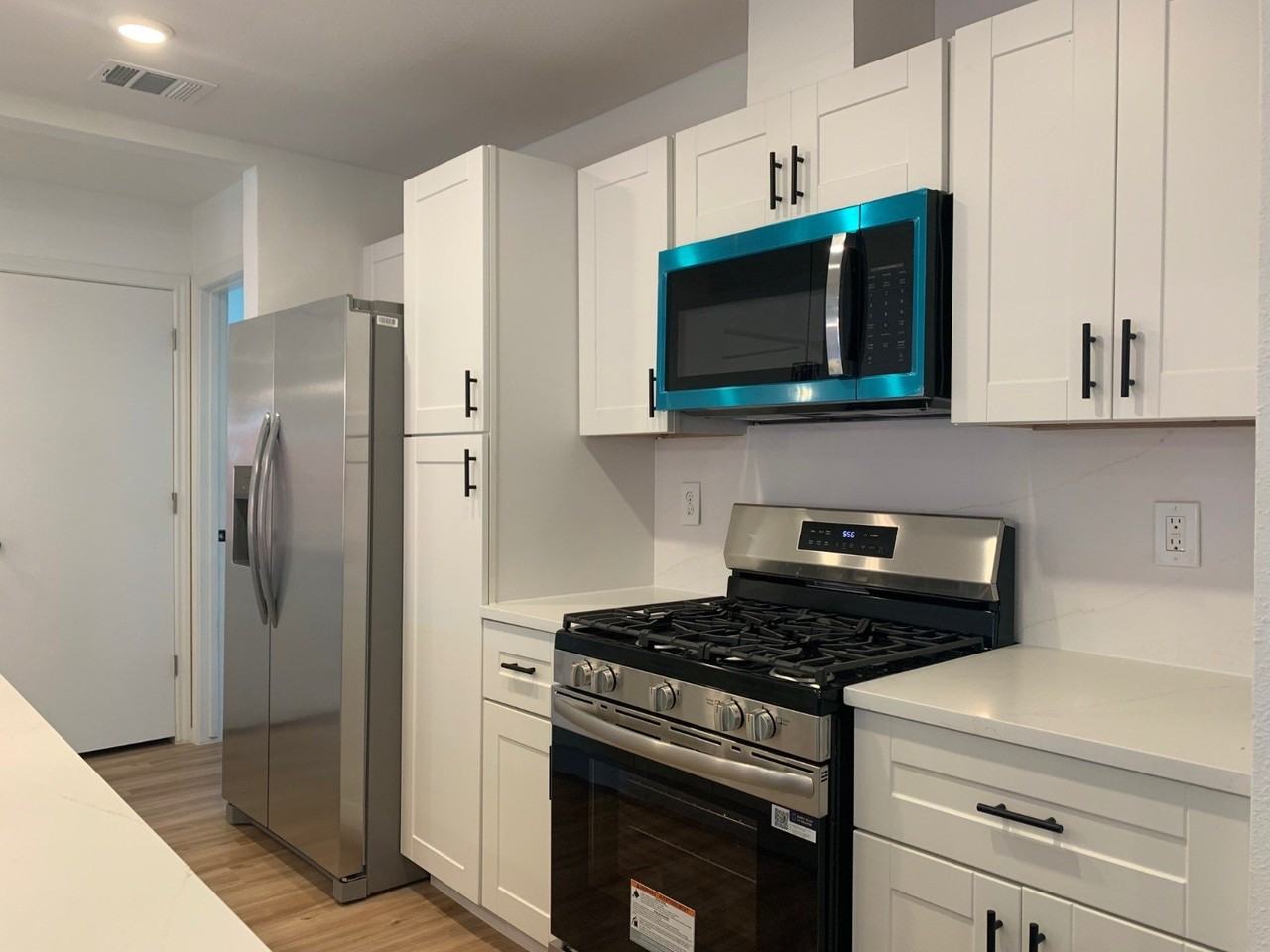 336 Lakewood Ct - Photo 6 of 30