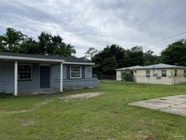 featured image of 4 Ellis Dr #B