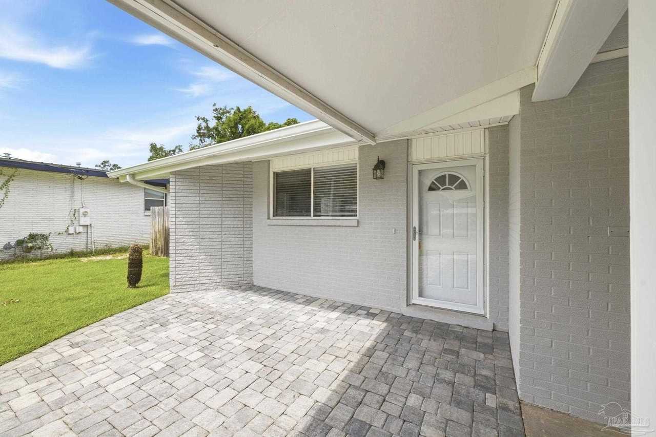 302 Loruna Dr - Photo 5 of 38