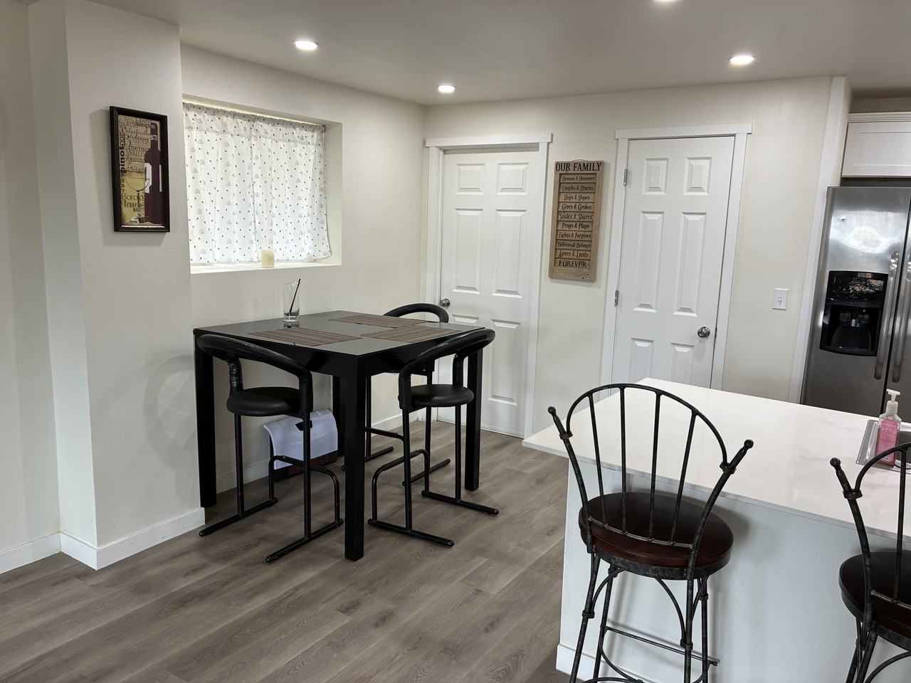 4049 Kilby Rd - Photo 4 of 11