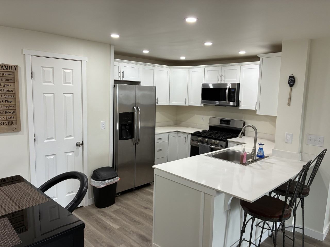 4049 Kilby Rd - Photo 5 of 11