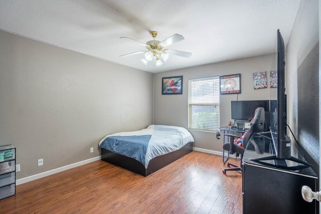 5112 Lavaca Ave - Photo 7 of 8
