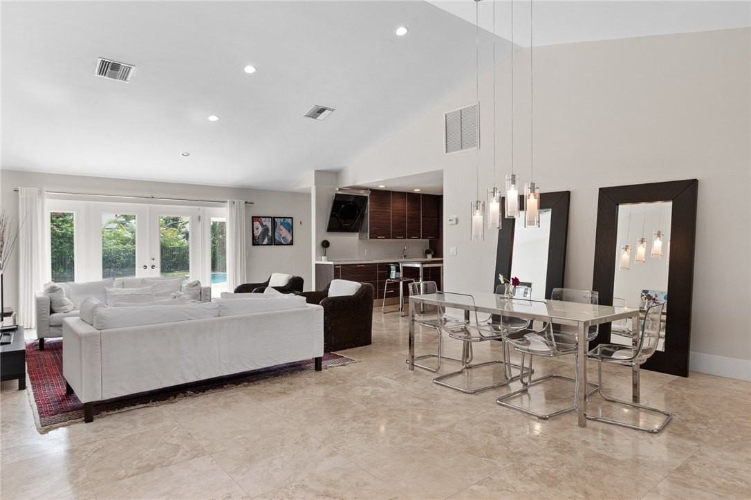 1200 Windrifter Way - Photo 2 of 31