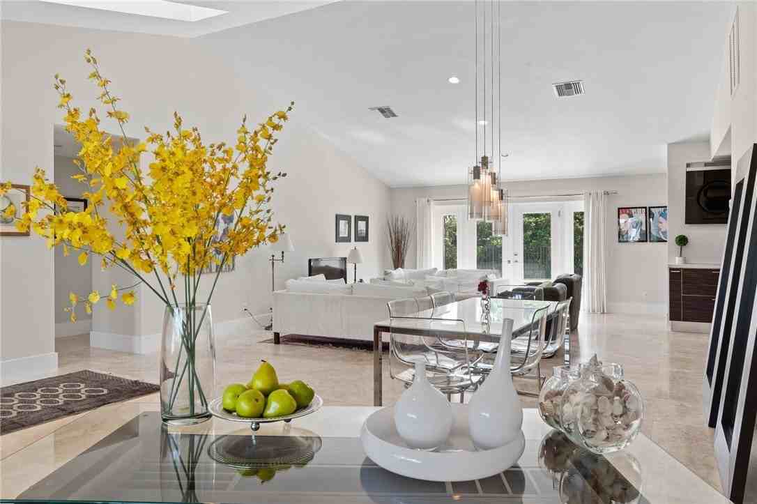 1200 Windrifter Way - Photo 5 of 31