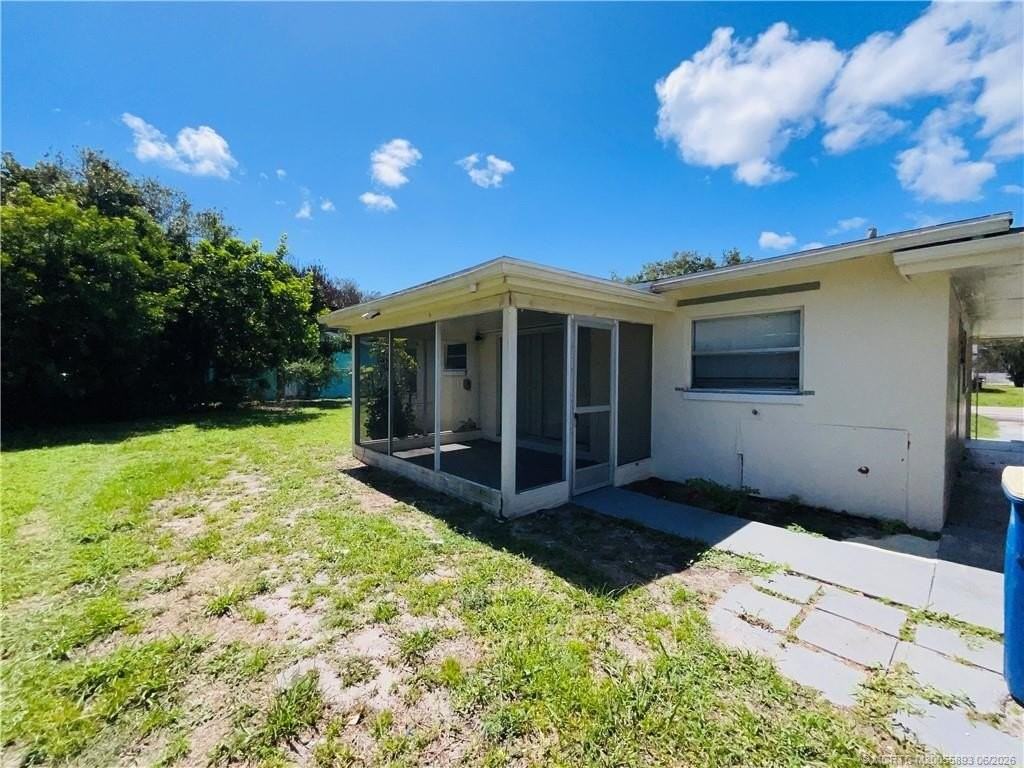 1406 Citrus Ave - Photo 2 of 10