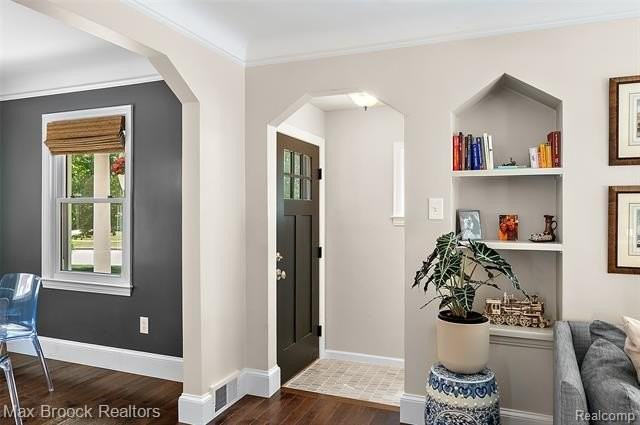 4420 Elmwood Ave - Photo 3 of 30
