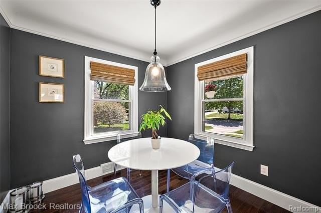 4420 Elmwood Ave - Photo 6 of 30
