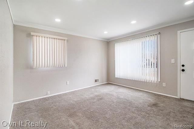 4992 Mckinley St - Photo 6 of 26