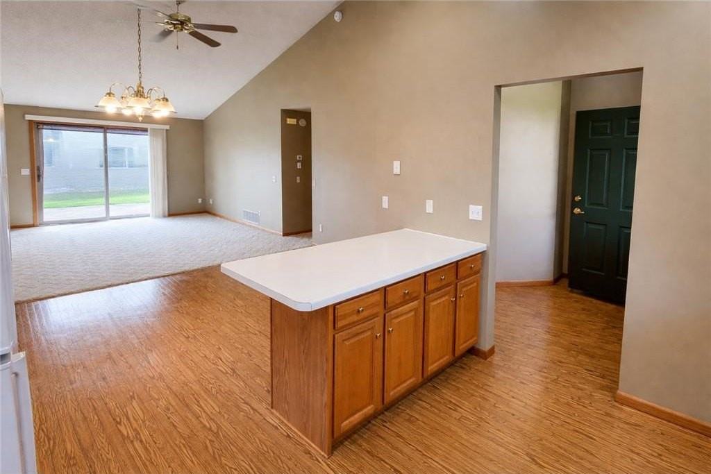 913 Richland Ave Sw - Photo 4 of 18