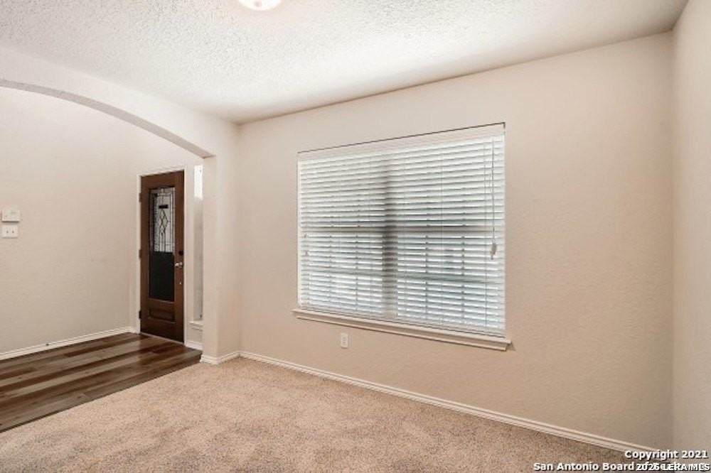 366 Maple Way - Photo 5 of 28