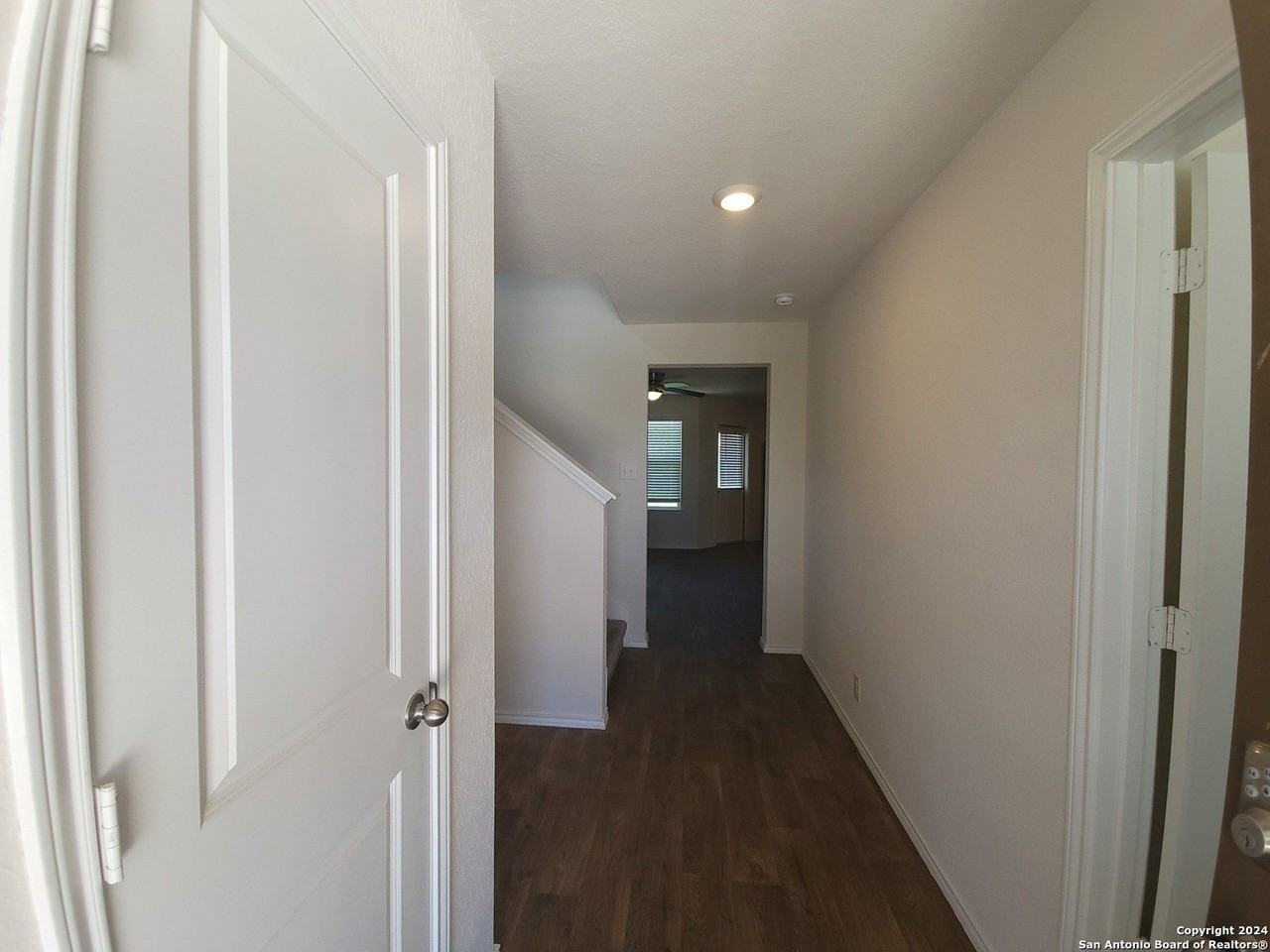 15418 Shortwing - Photo 3 of 27