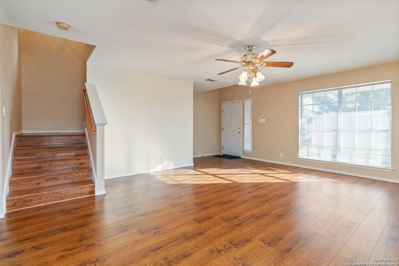 5207 Wood Glen Dr - Photo 7 of 39