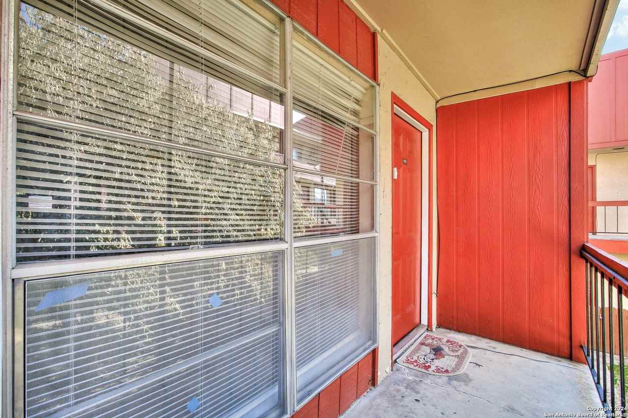 3243 Nacogdoches Rd #412 - Photo 2 of 25