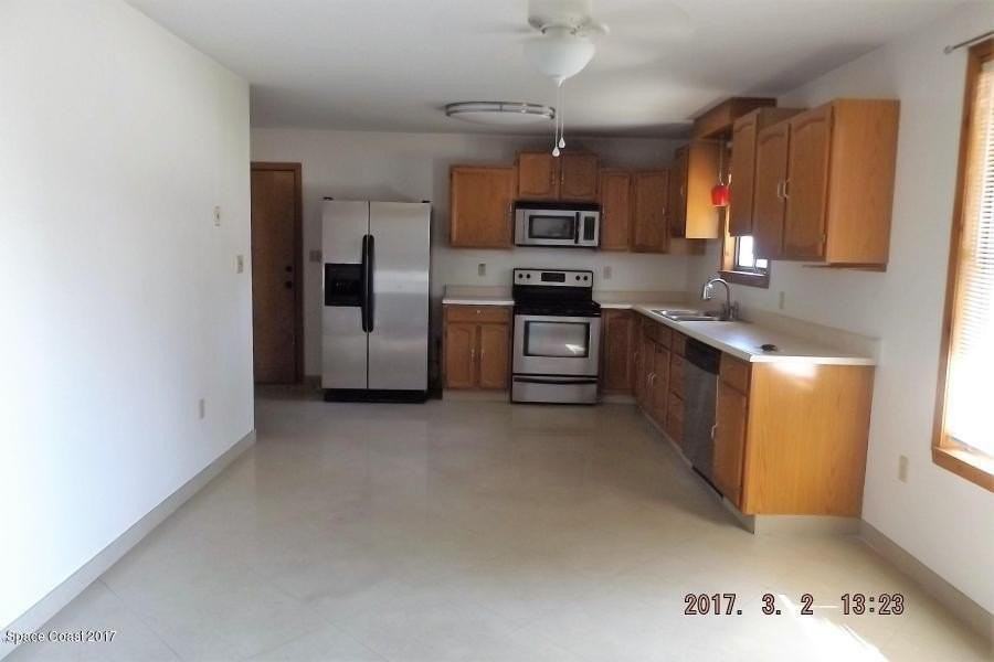 3120 Parrish Rd - Photo 4 of 13