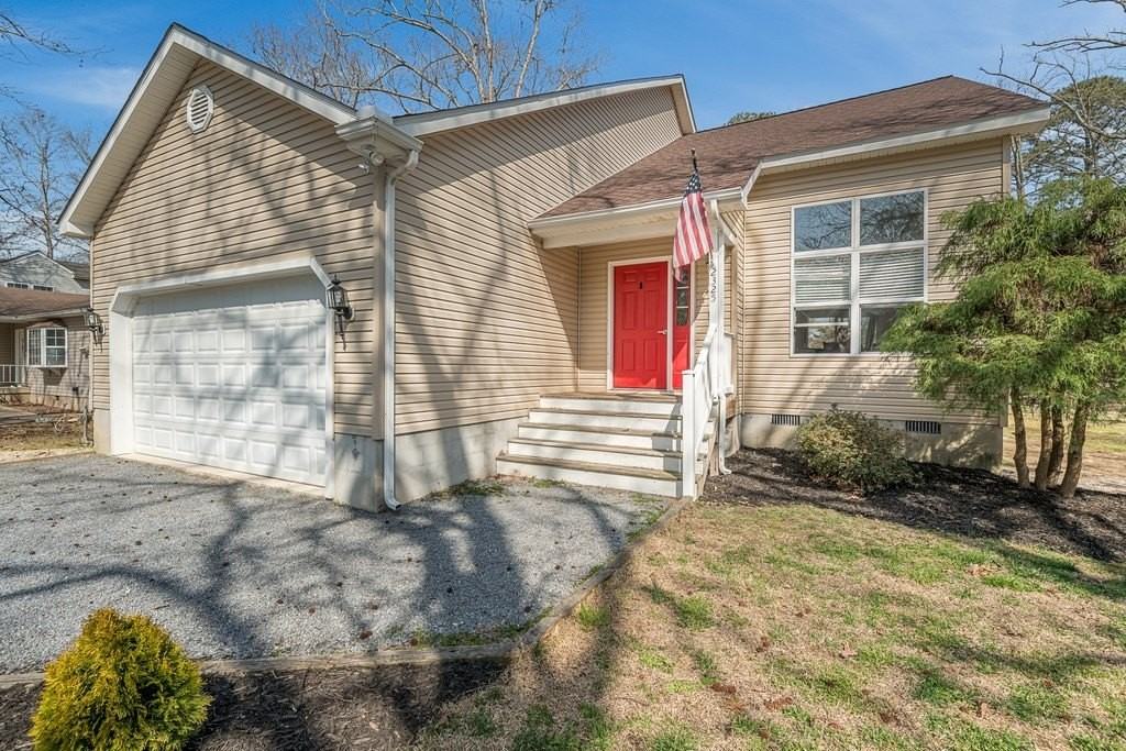 2325 Rudder Ct - Photo 3 of 46