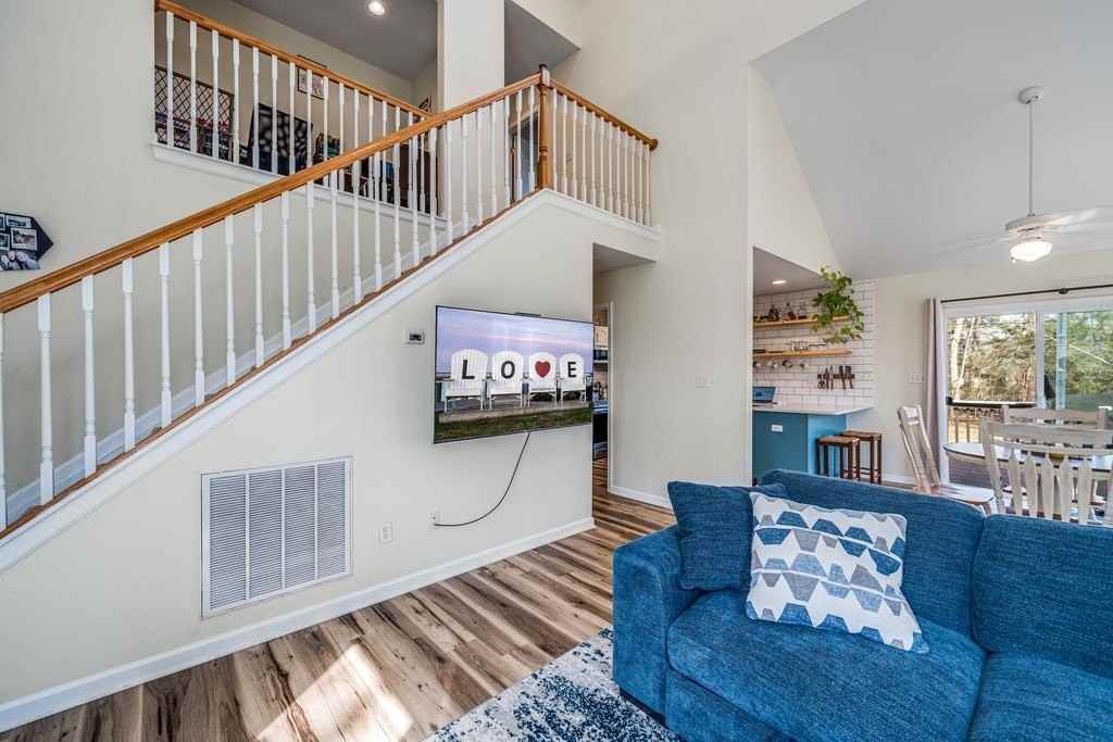 2325 Rudder Ct - Photo 6 of 46
