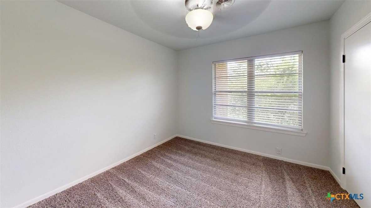 2618 Goliad St - Photo 7 of 12